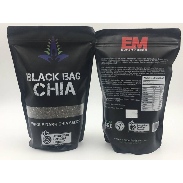 Hạt chia của Úc thương hiệu Black bag chia khối lượng 500g. Hạn sử dụng tháng 10 năm 2022.