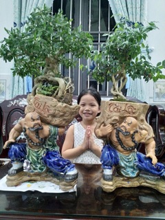 Chậu tượng Lỗ Trí Thâm cõng đá