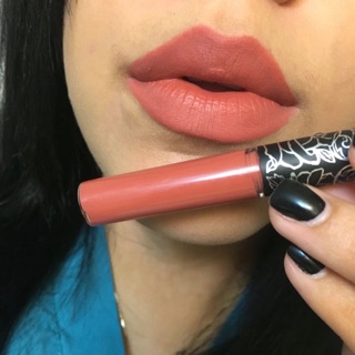 Son katvond cho chị Hoàng Ngân. 
