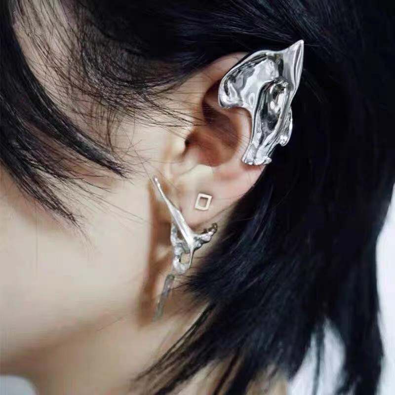 Khuyên kẹp vành tai kiểu dáng độc đáo