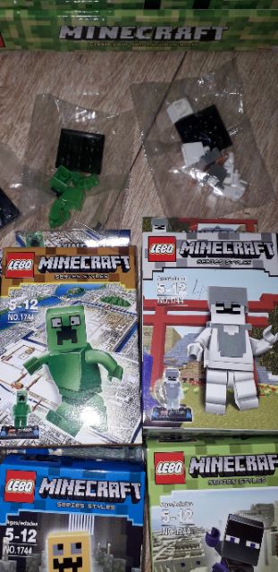 Lắp ráp 1 hộp LegoMineCraft 1744