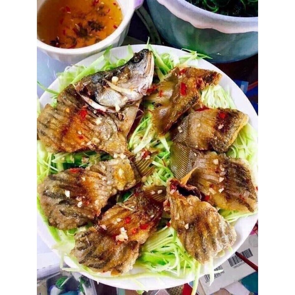 CÁ THÁC LÁC RÚT XƯƠNG 1con.