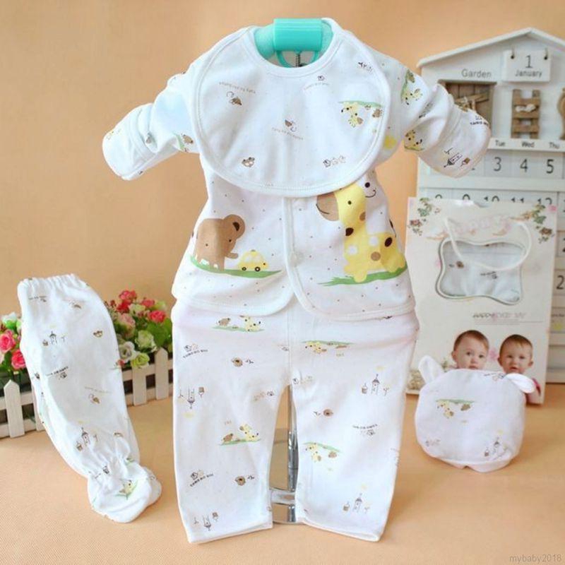 Set 5 món quần áo ngủ + yếm + mũ bằng cotton cho bé sơ sinh