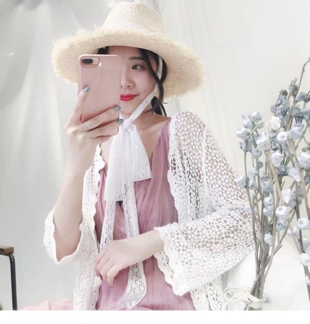 Khoác cardigan ren tay loe