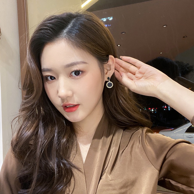 Khuyên Tai Hình Đĩa Zircon Đen Đơn Giản Cổ Điển