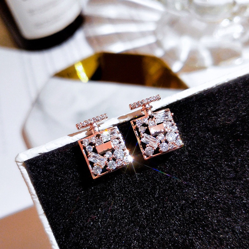 Khuyên tai đính đá khối zircon thời trang sang trọng cho nữ