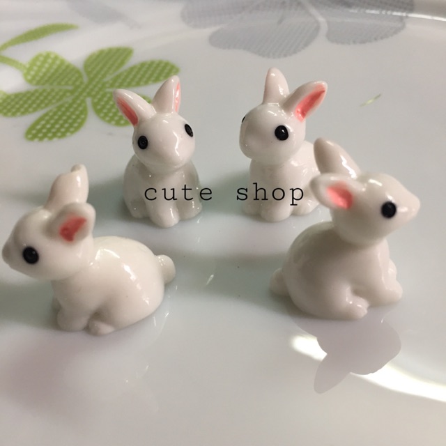 charm thỏ trắng -charm slime