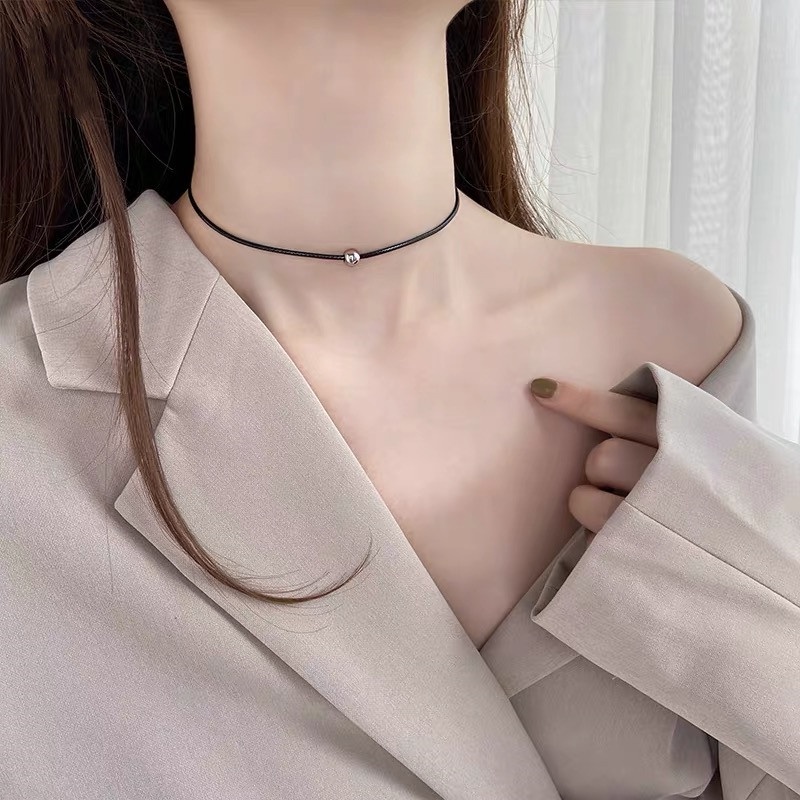Vòng Cổ Choker Đính Hạt Màu Đen Đơn Giản Thời Trang