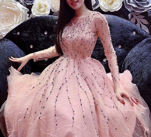 Đầm xoè giọt nước tay dài