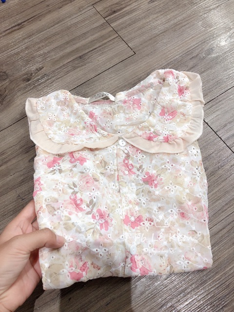 Áo voan hoa vintage cổ bèo xinh