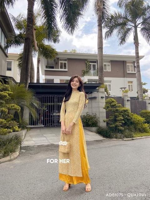 Áo dài hoa nhí vàng