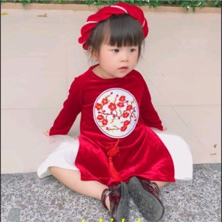 Áo dài cách tân nhung cho bé gái