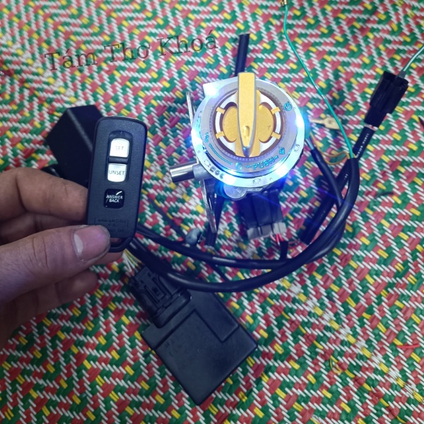 Full bộ khoá Smartkey Honda EXciter 135cc 2007 -2010 núm có led