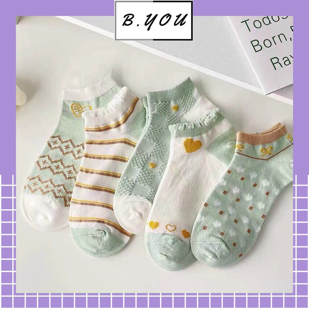 Tất nữ cổ ngắn màu xanh bạc hà, họa tiết trái tim đáng yêu, chất liệu cotton, thấm hút mồ hôi