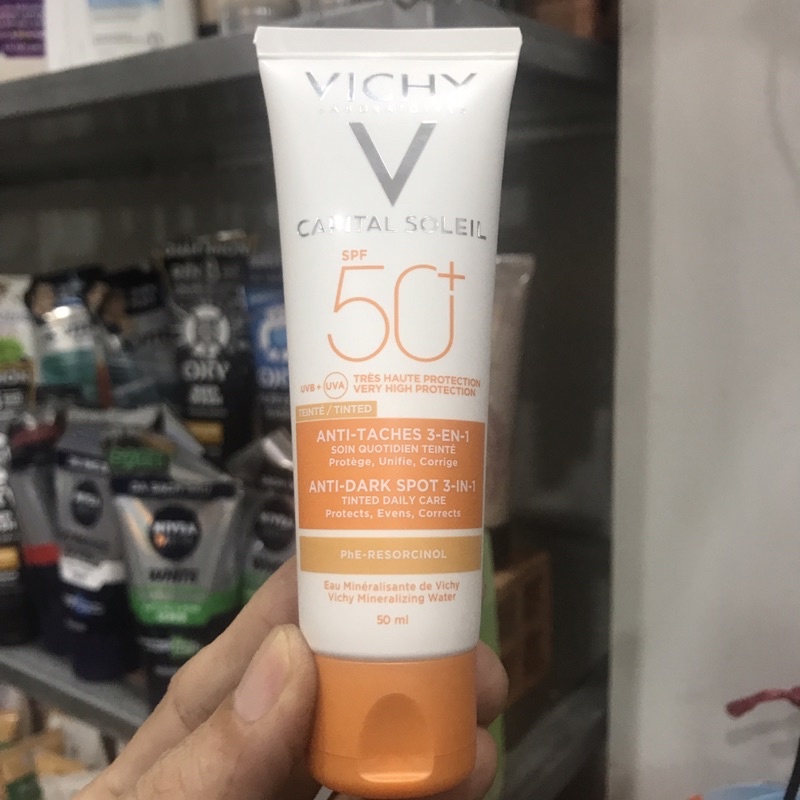 Kem Chống Nắng Vichy Ideal Soleil 3 in 1 Tinted Anti-Dark Spots care SPF 50+ 50ml