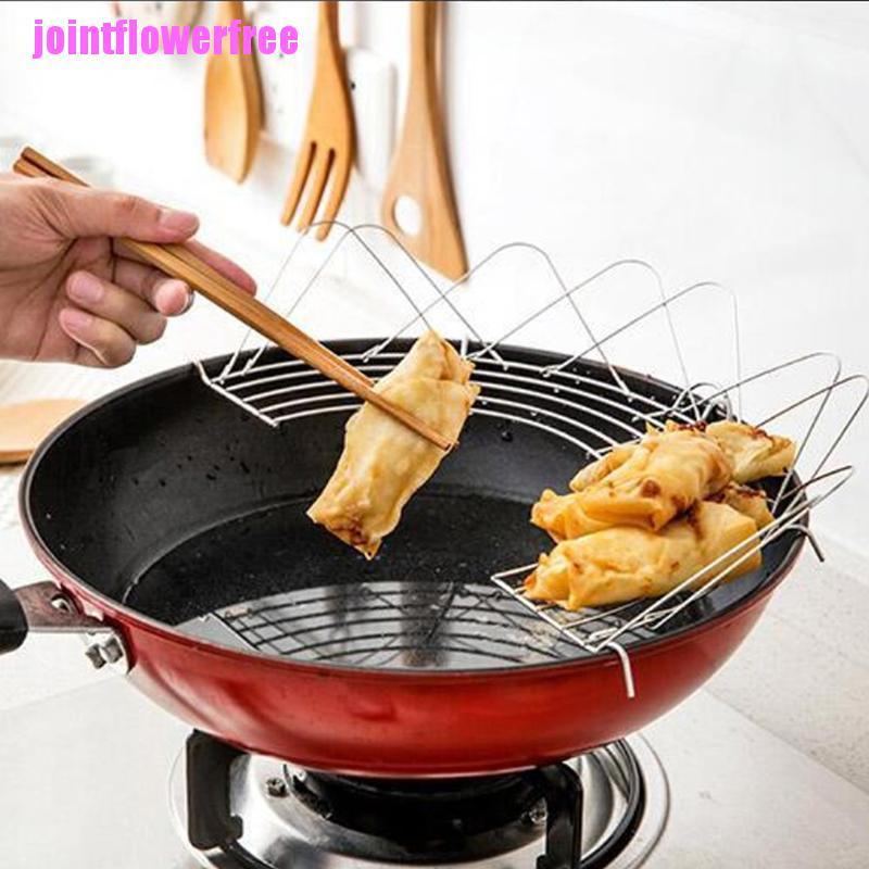 Kệ Inox Đựng Dầu Tiện Dụng Cho Nhà Bếp