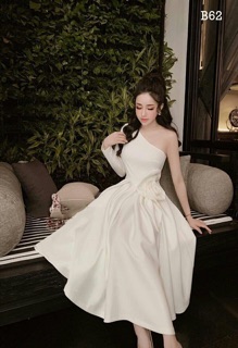 Đầm xoè kiểu tay dài lệch vai hoa eo