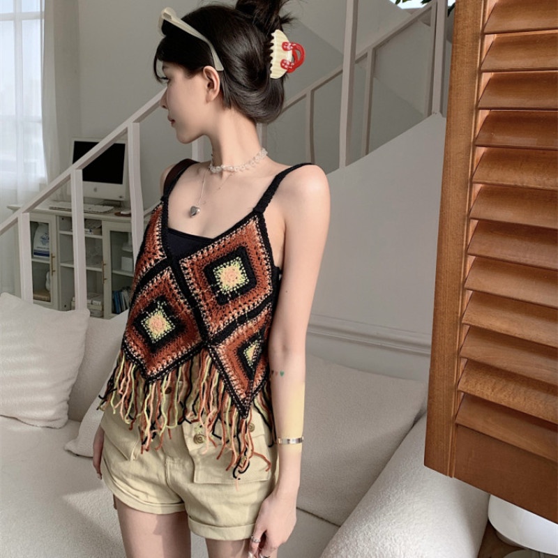 Áo Dệt Kim Hai Dây Cổ Chữ V Phối Tua Rua Thời Trang