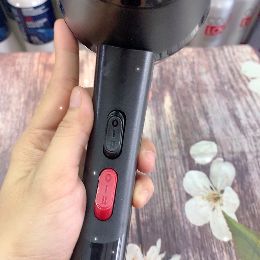 Máy Sấy tóc Chính Nóng LạnhTONI&GUY Công Suất Siêu Mạnh 2400W.