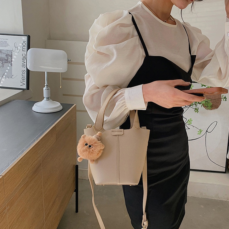 Túi đeo chéo IELGY làm từ da mềm màu trơn phong cách Hàn Quốc thời trang cho nữ