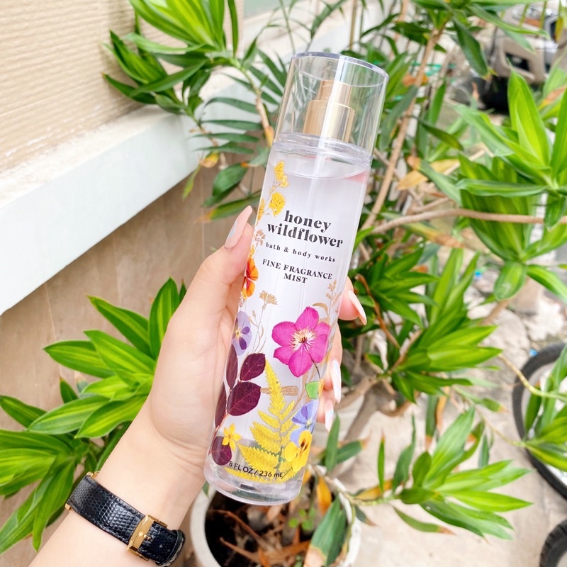 Xịt thơm Bath &amp; Body Works - Honey Wildflower (236mL)