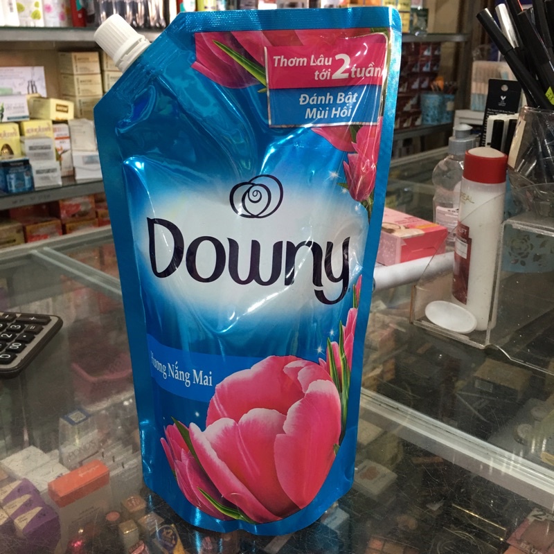 Nước xả vải Downy hương nắng mai túi 800ml