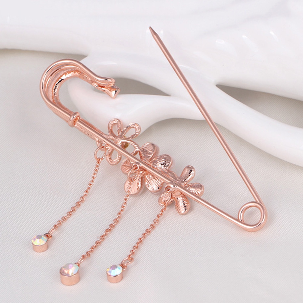 Trâm Cài Áo Hình Hoa Đính Đá Sang Trọng Cho Nữ