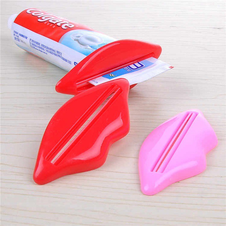 Kẹp nặn kem đánh răng hình đôi môi bằng nhựa (KKM02)