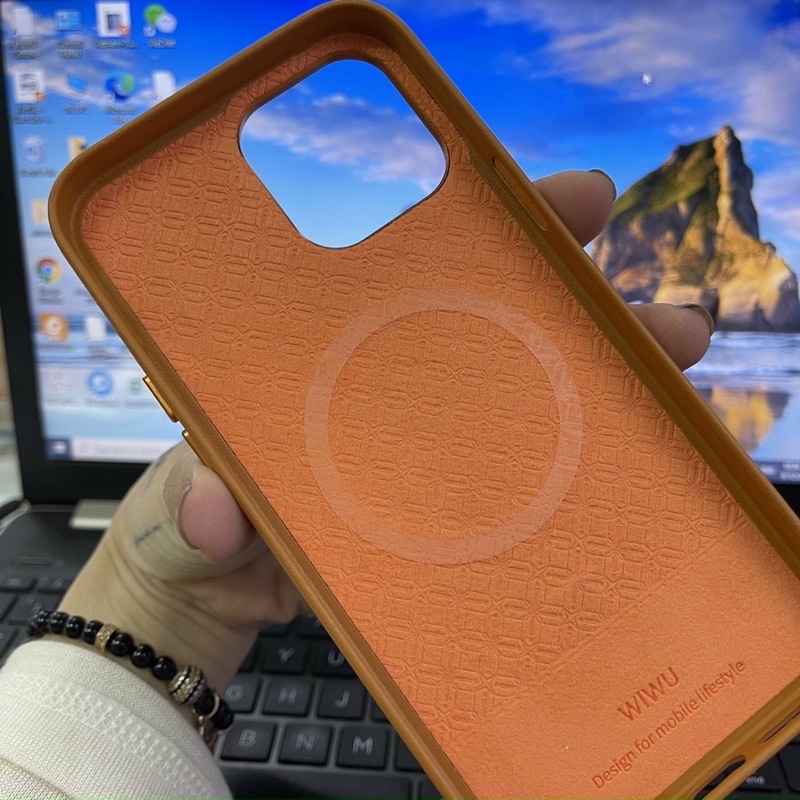 Ốp da thật leather cho iPhone 13 Pro Max chính hãng Wiwu camera bọc nhôm sang trọnghoox trợ sạc Magsafe Full box