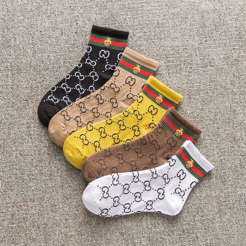 Five pairs of new female socks Korean version of the bee in the tide tube G-shaped socks cotton red netting autumn and winter