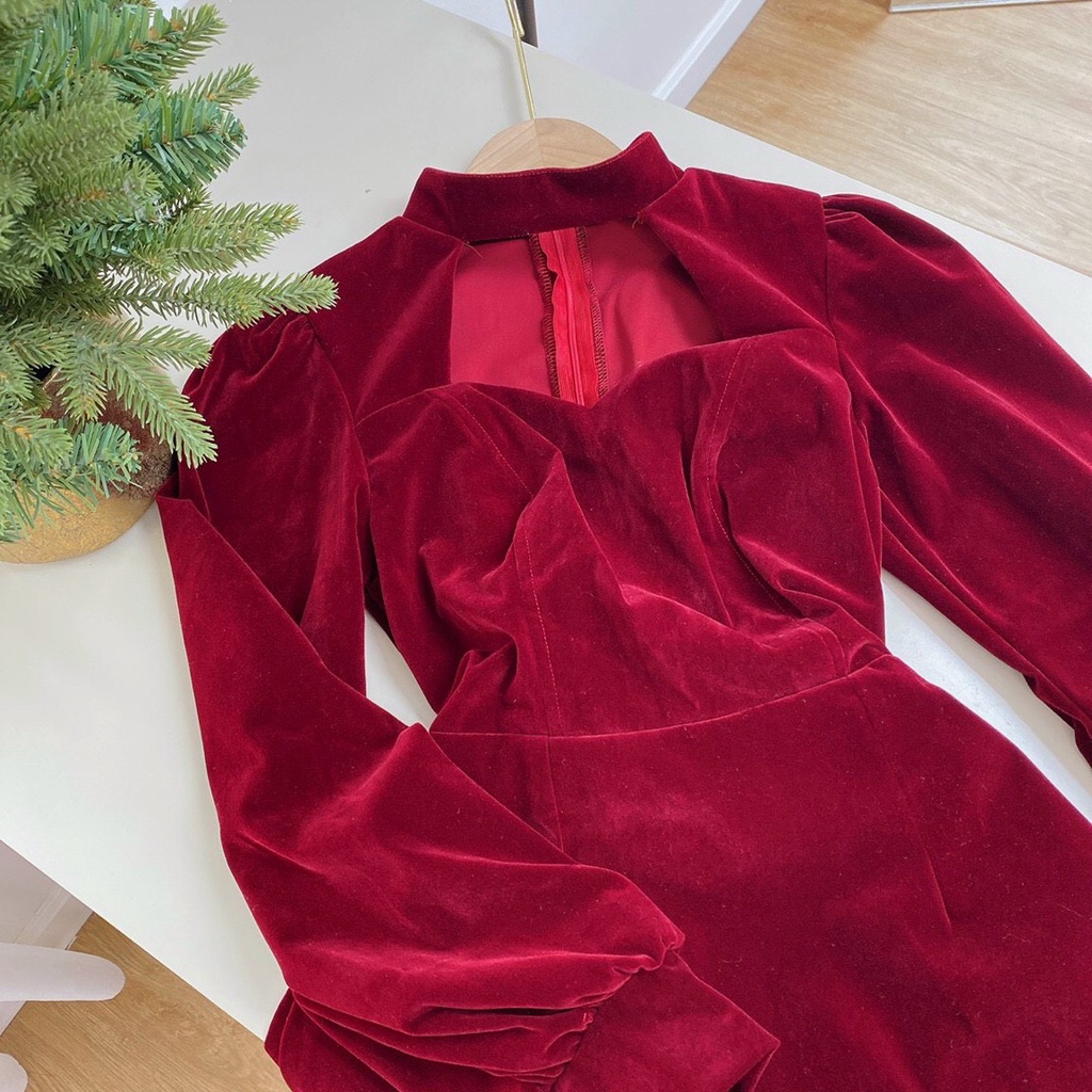 Váy Nhung Nữ Đỏ Đầm Chocker Cổ Tay Bồng Hở Ngực Tôn Dáng Sang Chảnh. | BigBuy360 - bigbuy360.vn