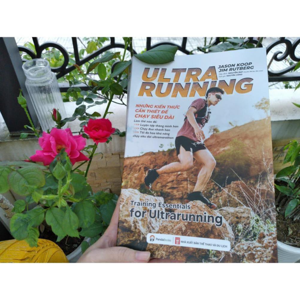 Sách - ULTRARUNNING: Những kiến thức cần thiết để chạy siêu dài - [PandaBooks] | BigBuy360 - bigbuy360.vn