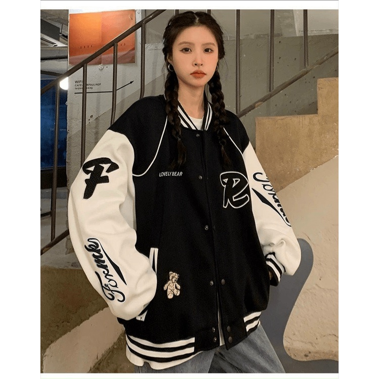 (FREE SHIP) ÁO KHOÁC BOMBER NỮ HỌA TIẾT CHỮ  R ĐẸP SANG CÁ TÍNH THỜI TRANG TK 2022