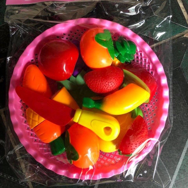 Bộ đồ chơi cắt rau củ quả bằng nhựa cho bé. Đồ chơi cắt hoa quả kèm rổ đựng