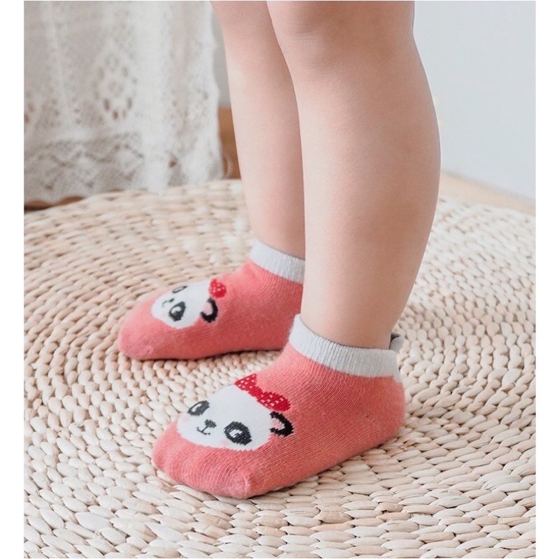 Sét 5 đôi Tất vớ chống trượt Hình Thú cho bé