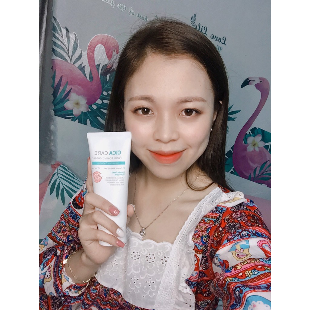 Sữa Rửa Mặt Tạo Bọt Bổ Sung Độ Ẩm Useemi Cica Care Facial Foam Cleanser 150ml YENBEAUTY
