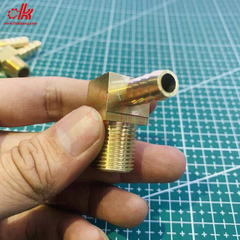 Co đồng ren ngoài đuôi chuột
