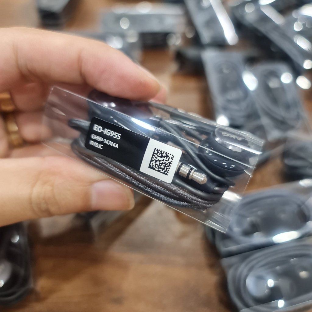 Tai nghe Samsung AKG Galaxy S8, S9, Note 8, Note 9, S8 plus, S9 plus - Hàng chính hãng