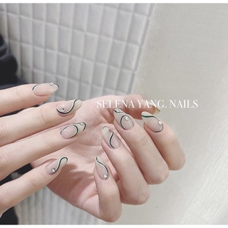 Mẫu nailbox sơn thạch kẻ tự do, đính đá