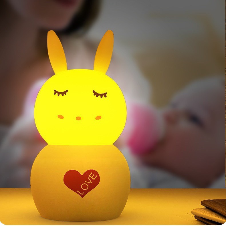 Đèn ngủ để bàn sạc điện độc đáo Bunny