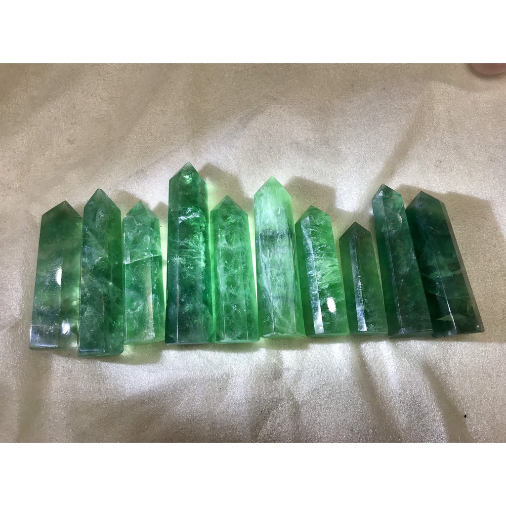 Trụ đá thanh tẩy màu xanh - Trụ đá Flou-rit | BigBuy360 - bigbuy360.vn