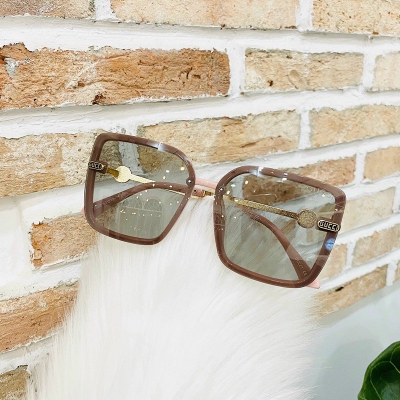 Kính đổi màu bbr | BigBuy360 - bigbuy360.vn