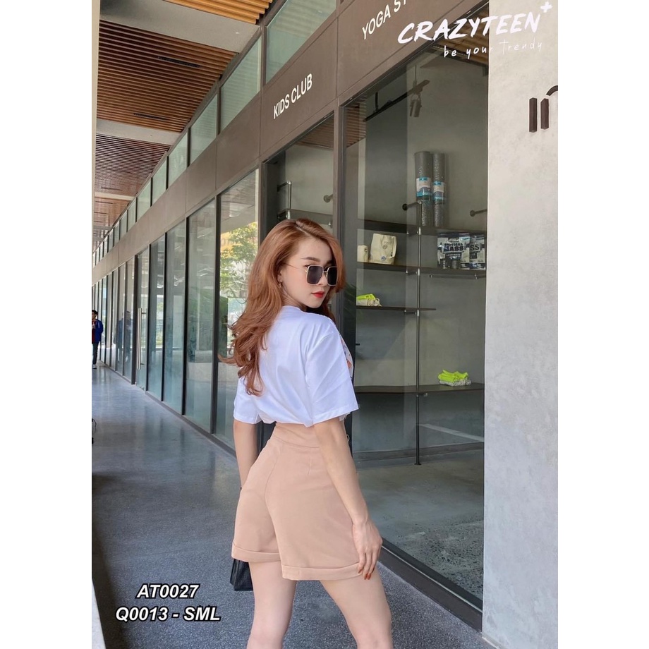 Quần short ngắn nữ CRAZYTEEN lưng cao phối nút Q0013