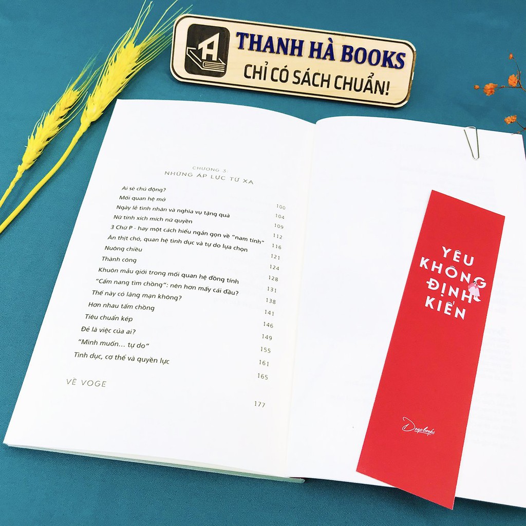 Sách - Yêu Không Định Kiến (Tặng Kèm Bookmark) | BigBuy360 - bigbuy360.vn