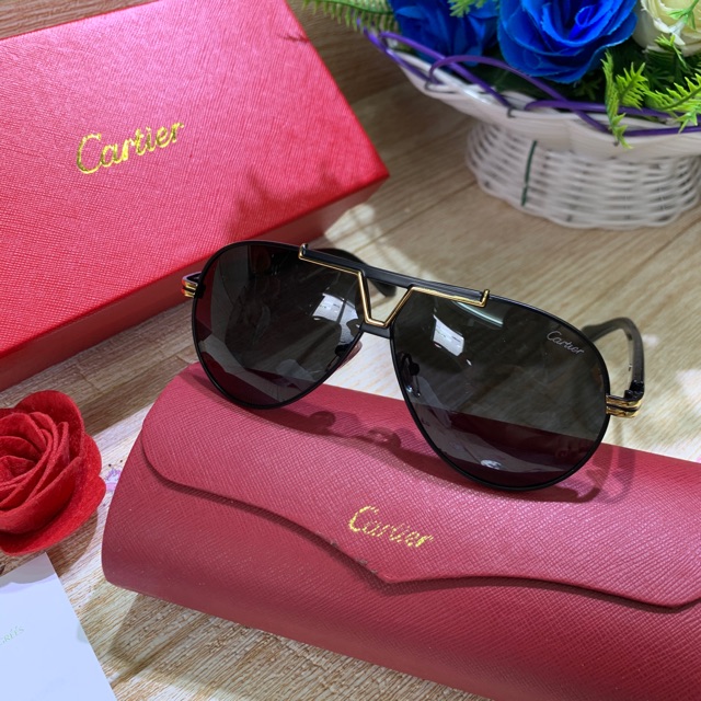 Kính nam cao cấp hộp đầy đủ như ảnh