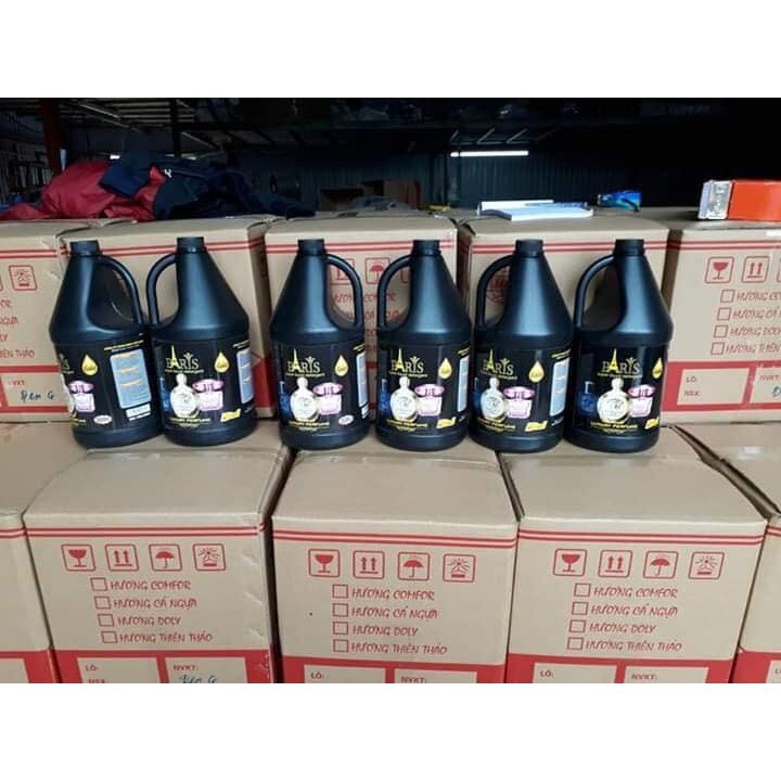 HN _ Thùng nước giặt Paris 4 can mỗi can 3500ml vừa giặt xả.