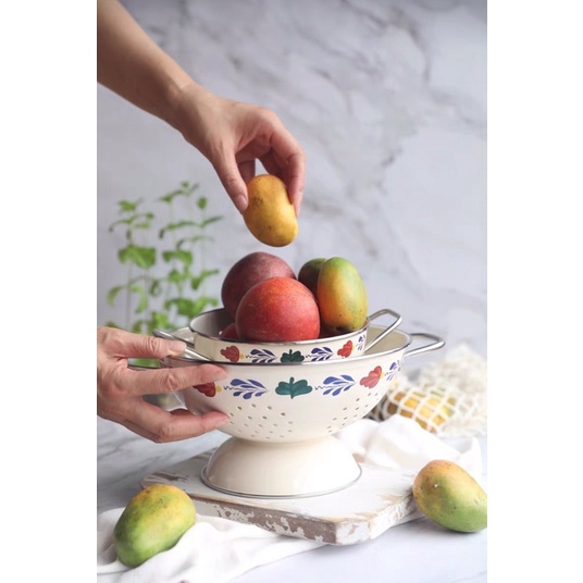 Rổ đựng hoa quả trang trí để bàn phong cách vintage cổ điển