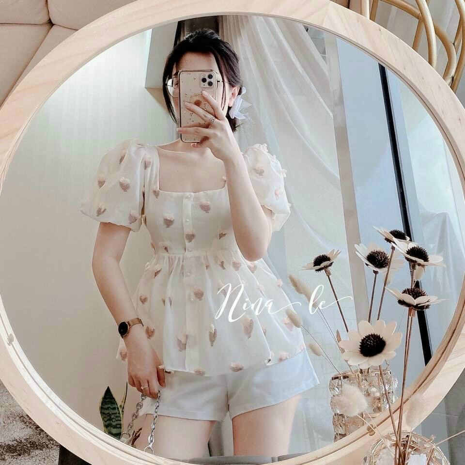 Set áo peplum cổ vuông tay phồng in họa tiết và quần ngắn