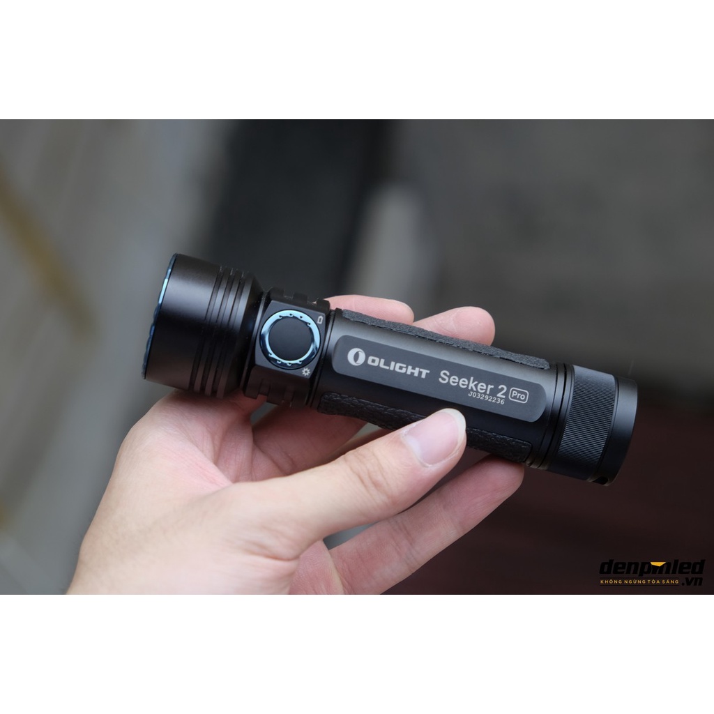 [NEW] Đèn pin Olight Seeker 3 chống nước: IPX8 Độ sáng: 3200 lumens