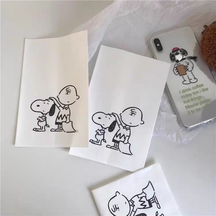 Túi giấy dùng đóng gói in hình chú cún Snoopy dễ thương